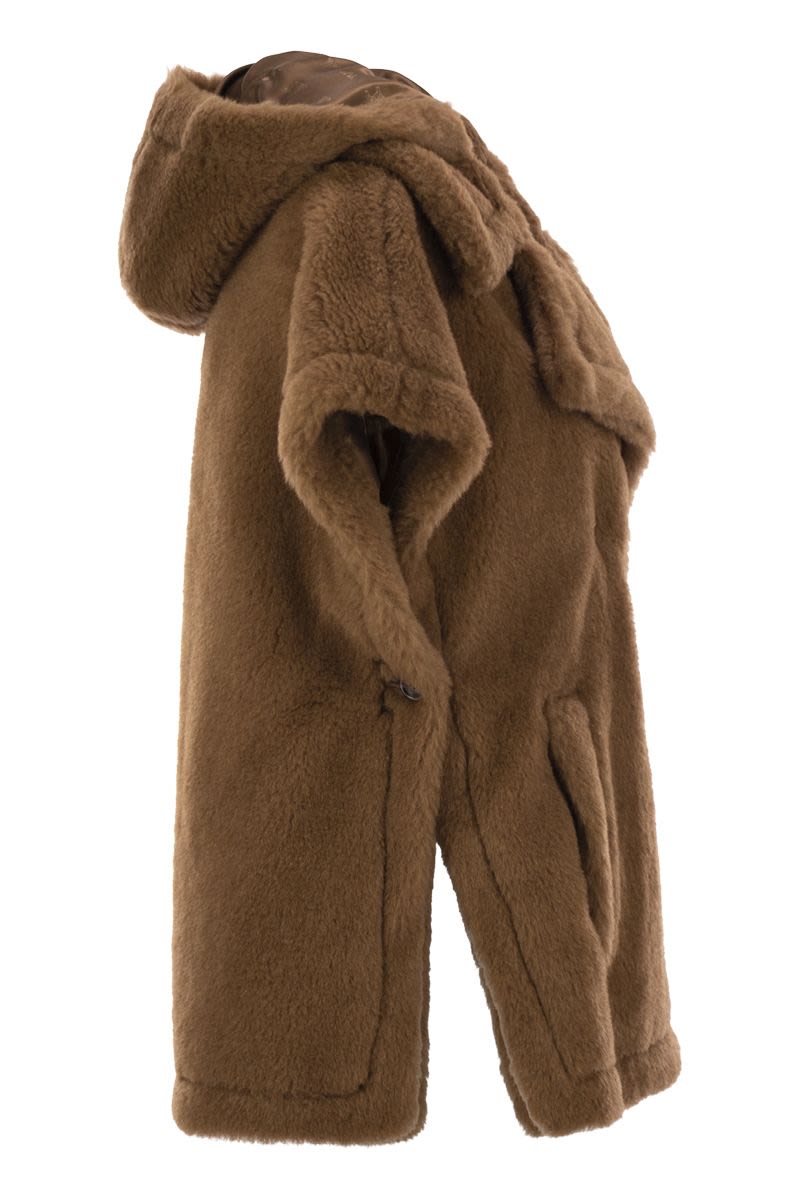 ベスト・ジレ Max Mara LANOSO4 - Teddy fabric vest cape Max Mara Lanoso4 Teddy Fabric Vest Cape | Balardi