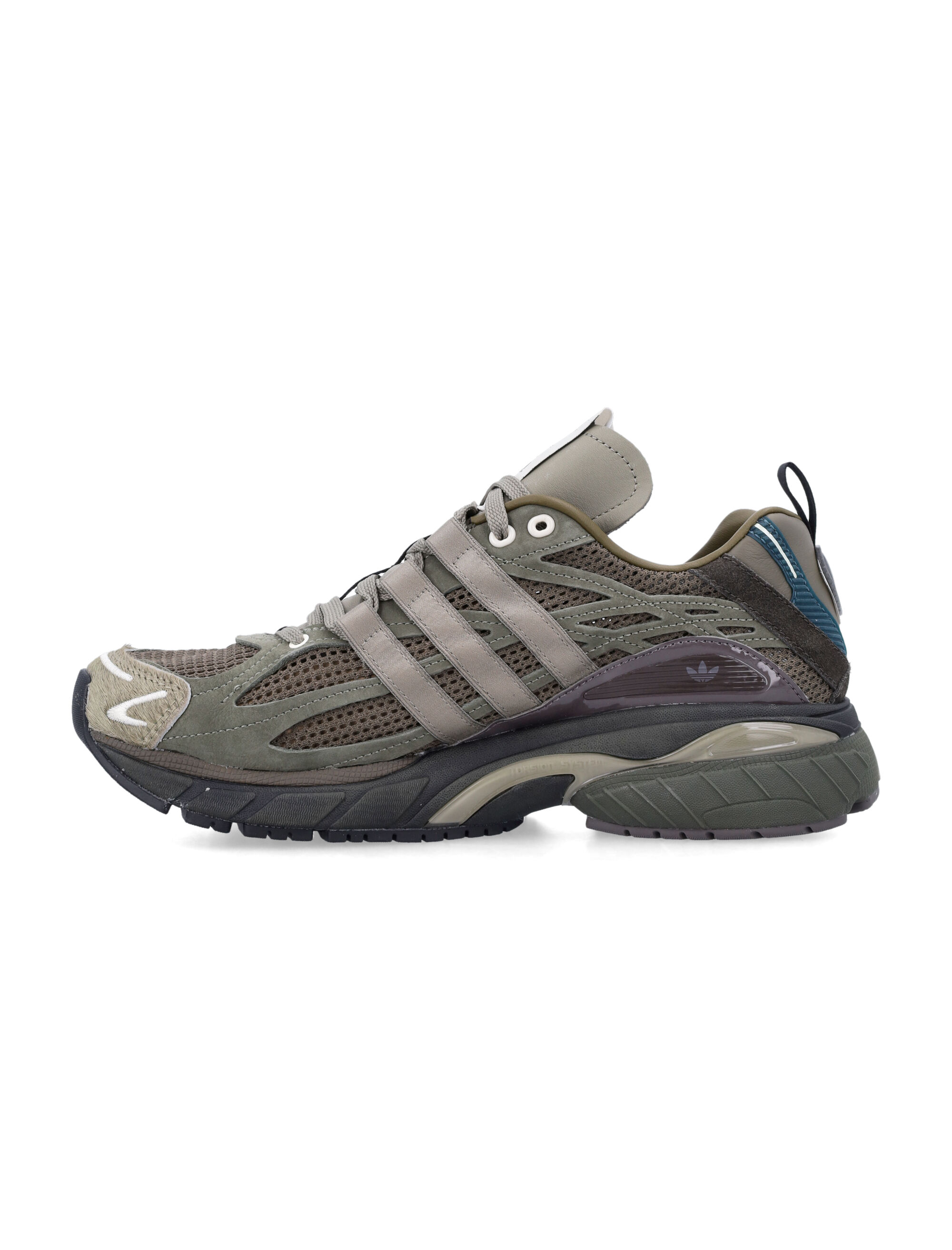 Adidas ADISTAR CUSHION SFTM - Sneakers - BeyondStyle